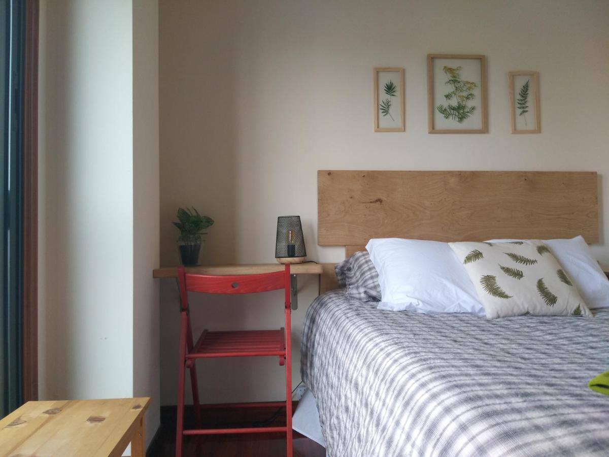 Apartamento Completo Con Parking Privado Y Wifi En San Roque Vigo Kültér fotó